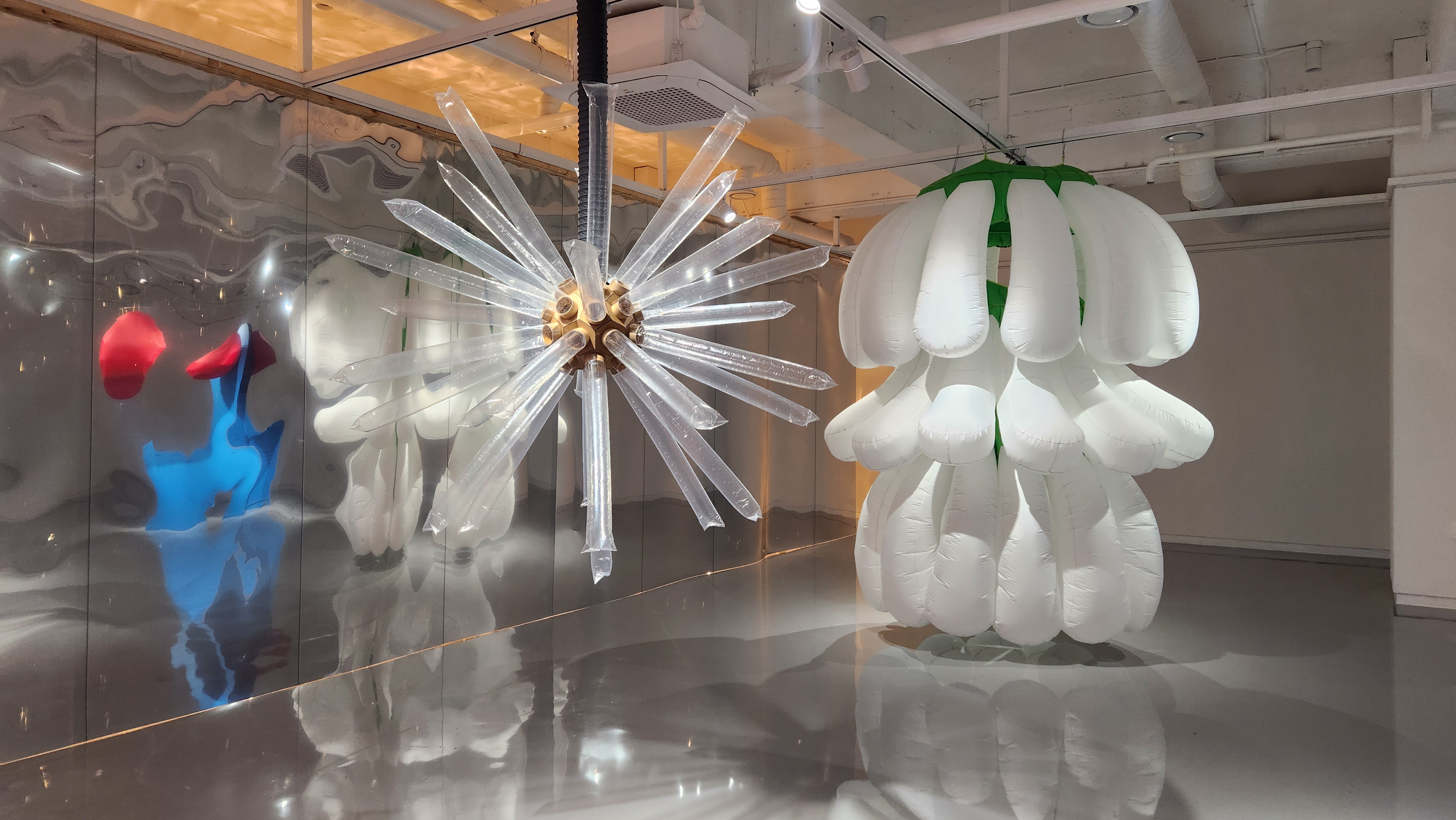 [2023교육전시]다섯 번째 계절_낯선 행성,U+1F7282