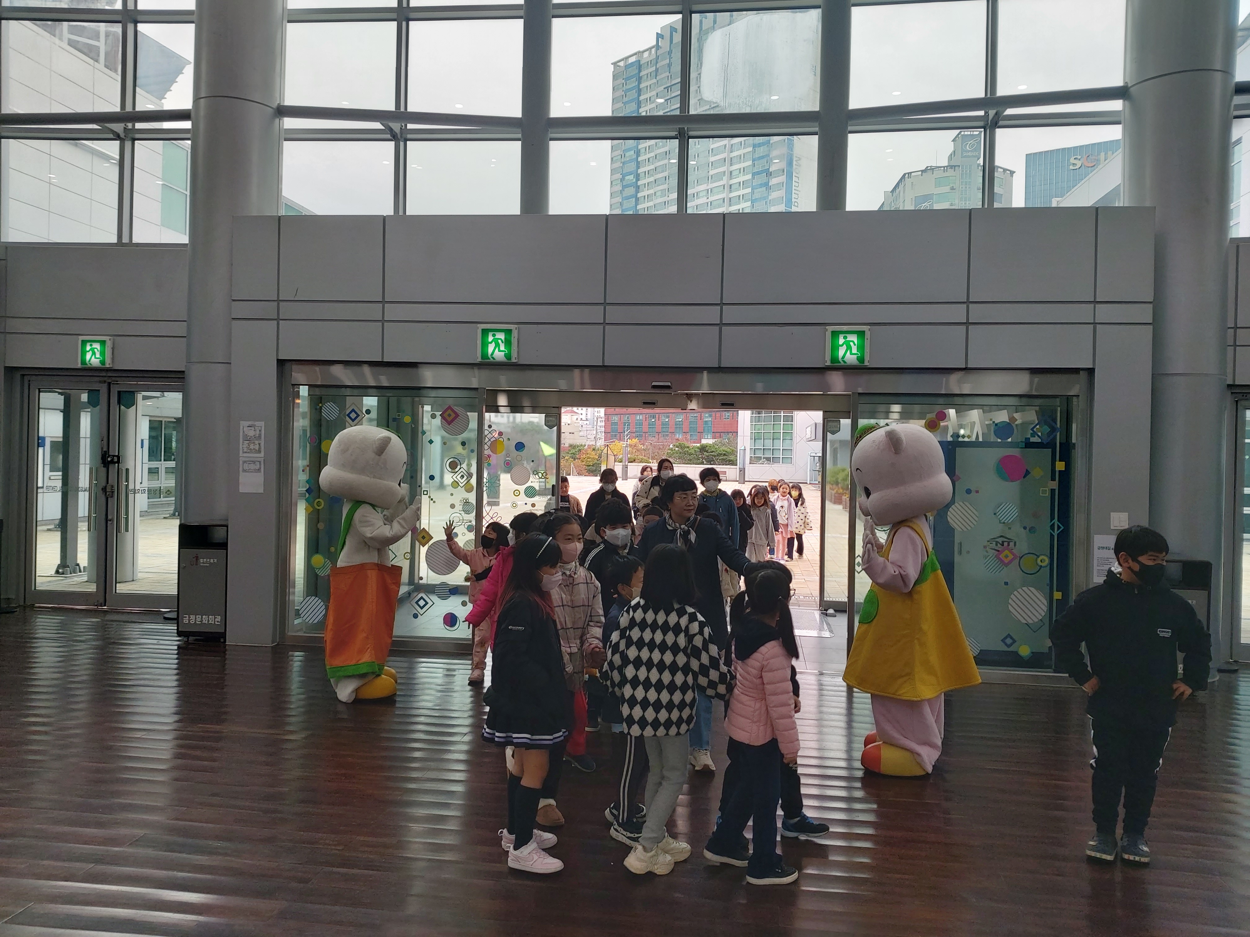 친절한 돼지씨2