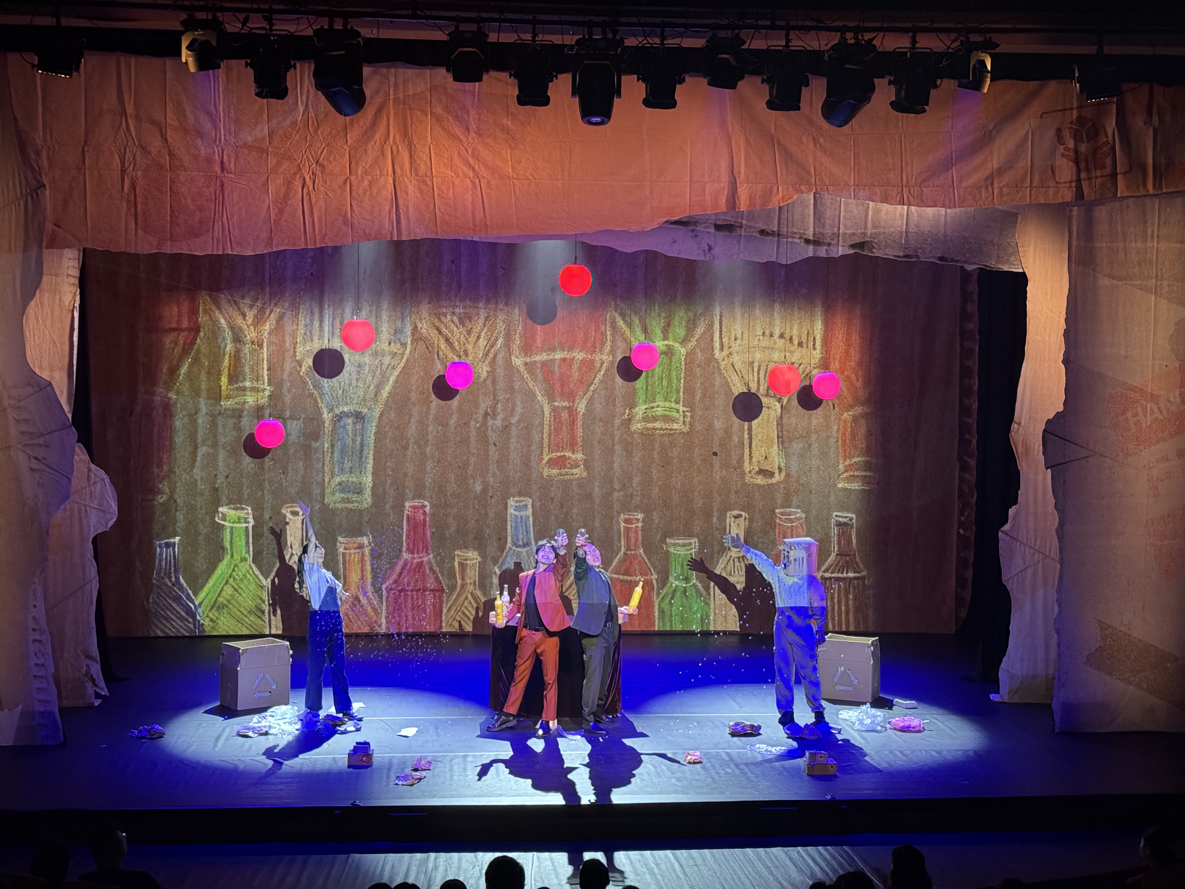 [2025 기획공연] 어린이 매직컬 퍼포먼스 <에코백(ECOBACK)>4